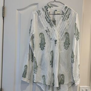 Sahalie White and Green Paisley Blouse